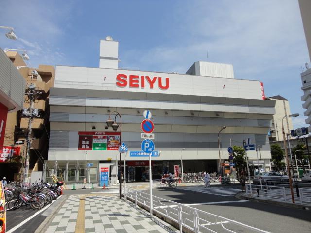 Shopping centre. 812m to Muji Seiyu Gyotoku shop