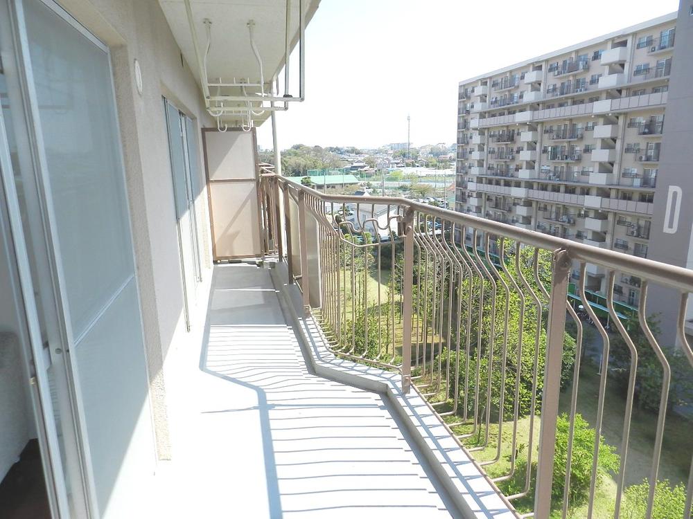 Balcony. Local (April 2013) Shooting