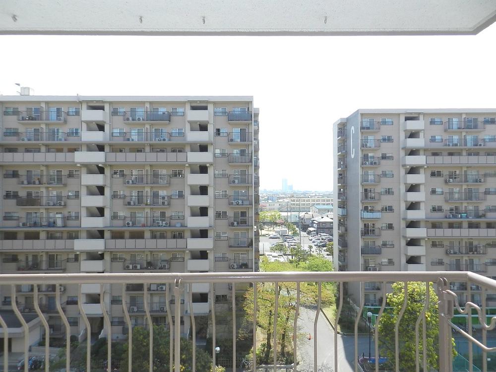 View photos from the dwelling unit. View from local (April 2013) Shooting