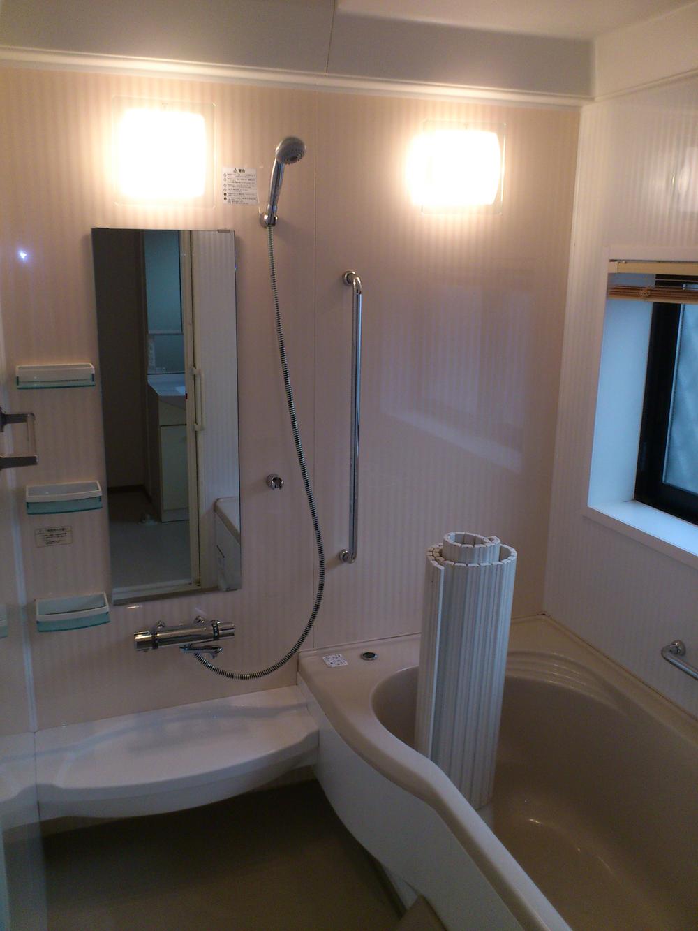 Bathroom. Indoor (September 2013) Shooting