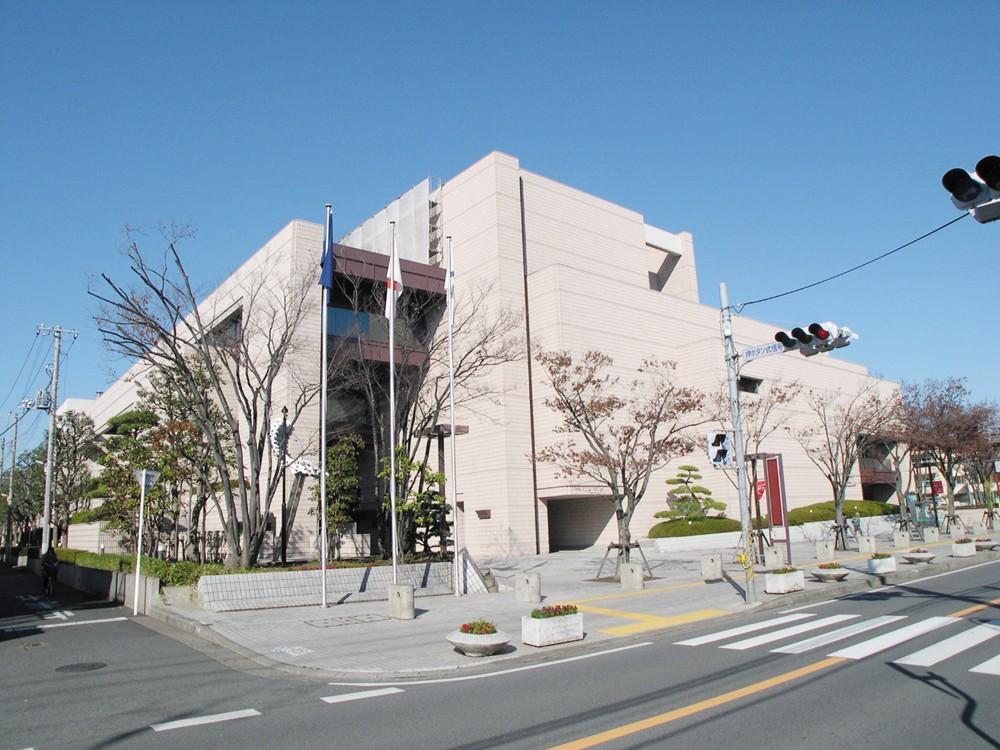 Other Environmental Photo. 750m to Cultural Center