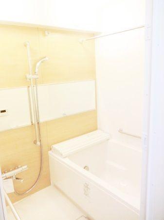 Bathroom. Come please visit