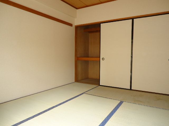 Living and room. Japanese-style room.