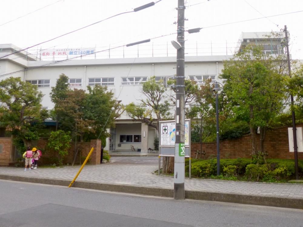 Primary school. Ichikawa City Minamigyotoku to elementary school 350m