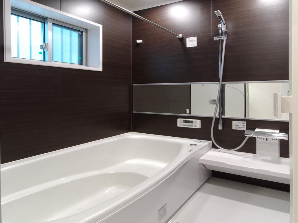 Same specifications photo (bathroom). (The company example of construction: the bathroom)
