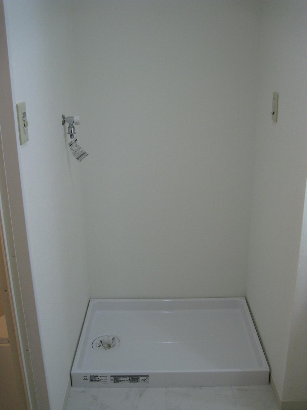 Other introspection. Indoor (11 May 2013) shooting Laundry Area (waterproof bread) new exchange