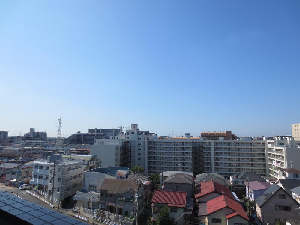 View photos from the dwelling unit. Local (September 2013) Shooting