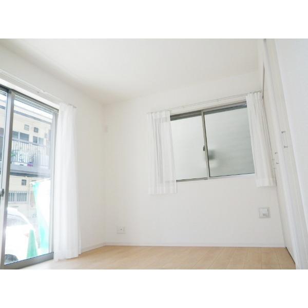 Non-living room. Same specifications Photos