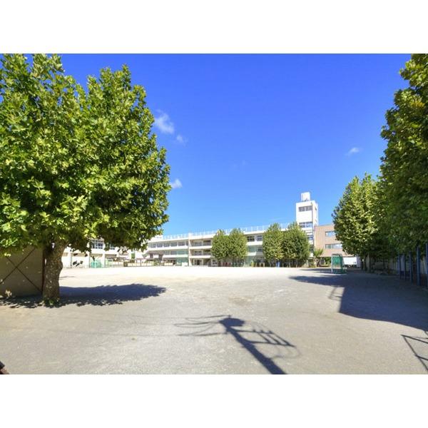 Primary school. 230m until Ichikawa Municipal Hirata Elementary School