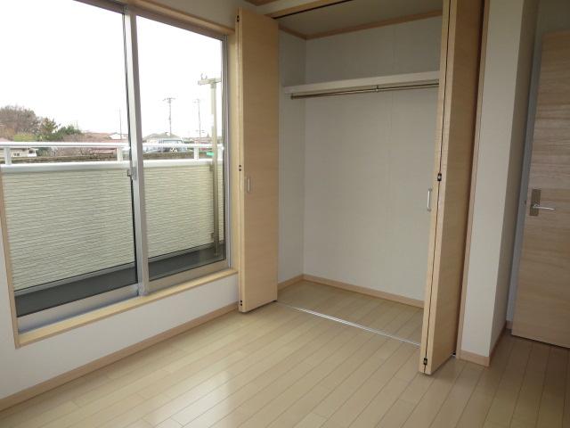 Non-living room. Each room there is of course storage.