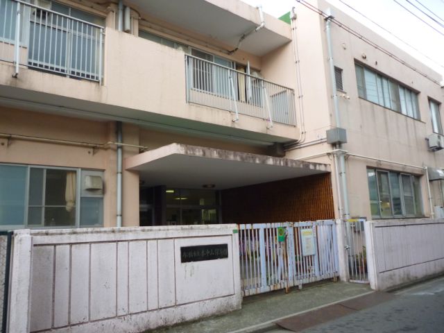 kindergarten ・ Nursery. Municipal Motonakayama nursery school (kindergarten ・ 560m to the nursery)