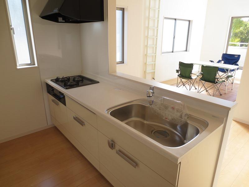 Kitchen. Open-type face-to-face kitchen Sense of openness, , , , I get.