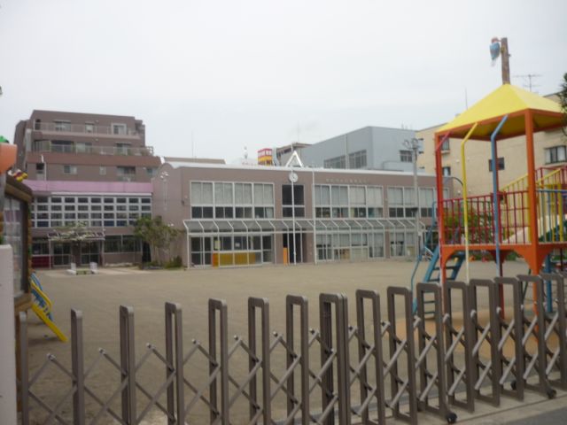 kindergarten ・ Nursery. Shiragiku kindergarten (kindergarten ・ 240m to the nursery)