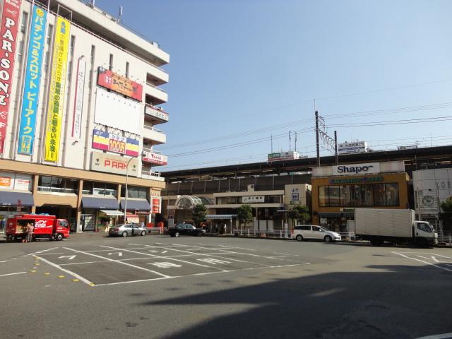 station. 2800m to Motoyawata Station