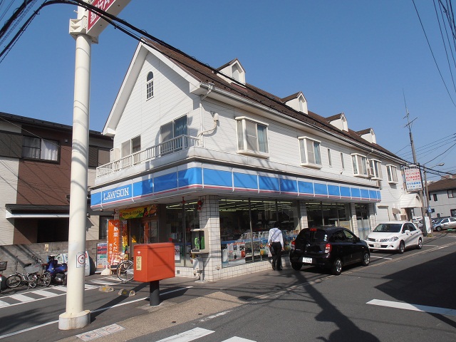 Convenience store. 600m until Lawson Ichikawa Myoden store (convenience store)