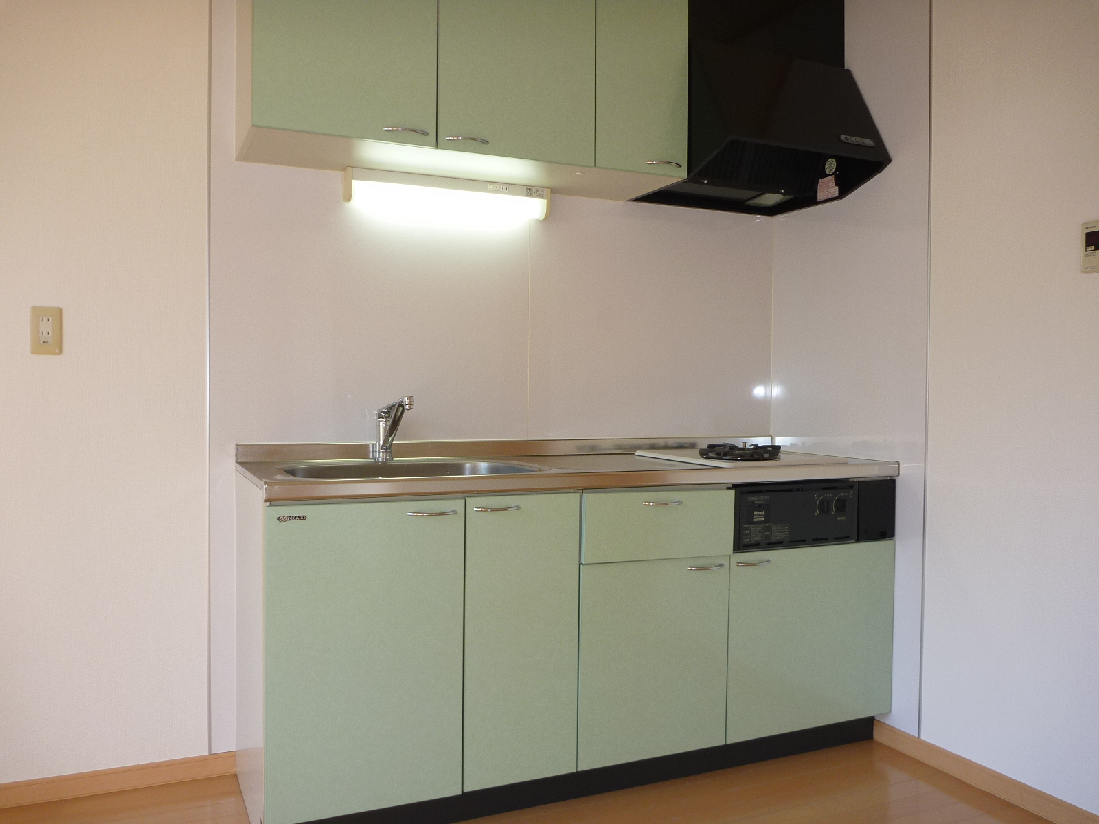 Kitchen. The kitchen has a built-in gas stove (2 burners). 