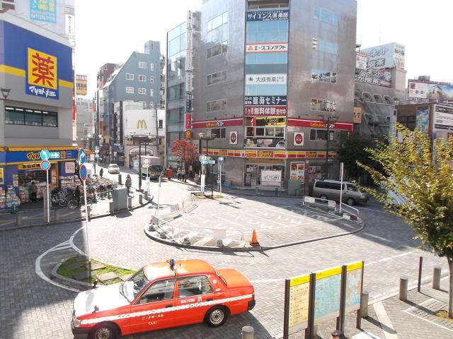 station. Sobu Line is also available "Motoyawata" station walk 20 minutes.