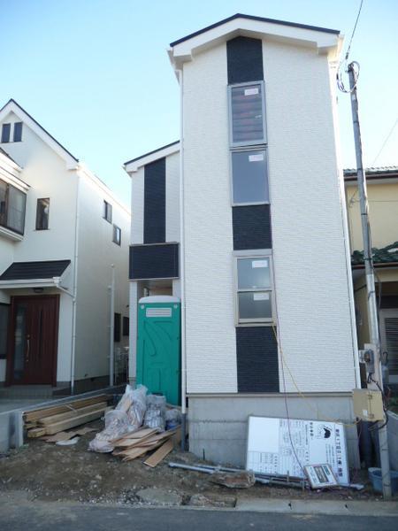 Local appearance photo. Nursery and kindergarten, primary school, Living environment is good in the hospital j and within 10 minutes walking distance of!