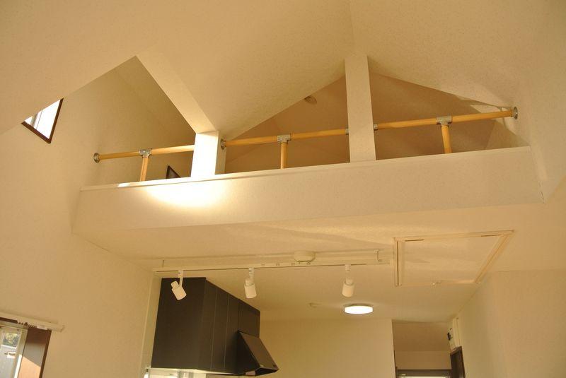 Living. Useful loft with for storage