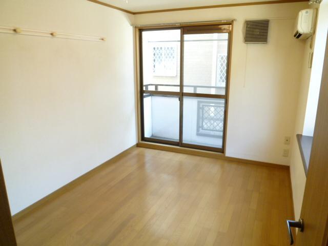 Living and room. It is a two-sided lighting in the corner room.