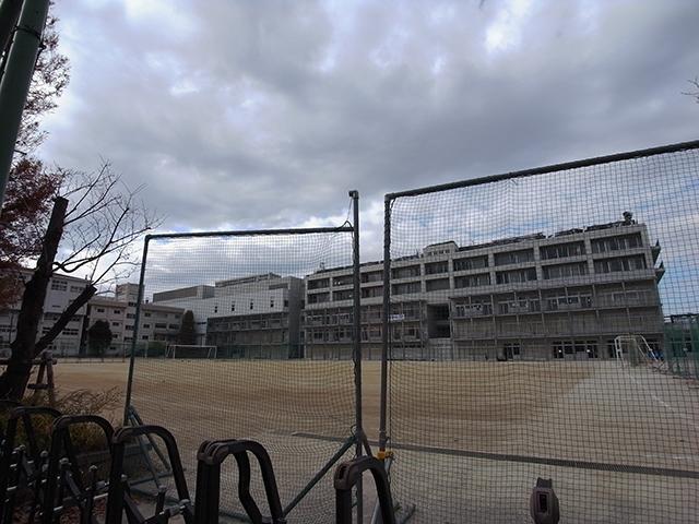 Junior high school. 1400m until the seventh junior high school