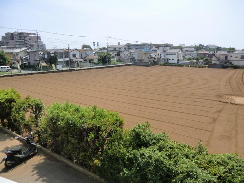 Balcony. Is a day view ventilation good rooms