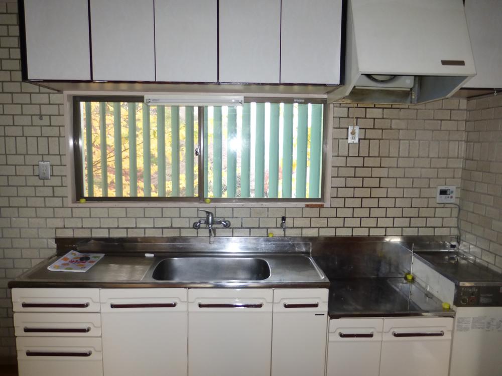Kitchen. Bright kitchen