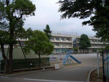 Primary school. Mama Elementary School