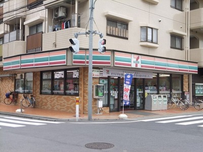 Convenience store. 180m to Seven-Eleven Minamigyotoku park store (convenience store)