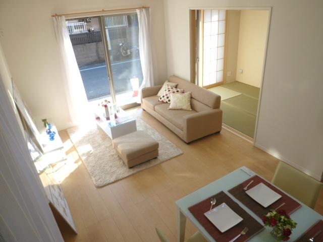 Living. Building 2