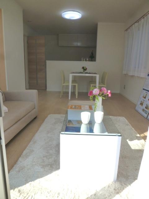 Living. Building 2