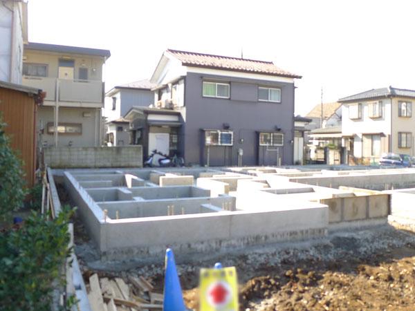 Local appearance photo. Building 3