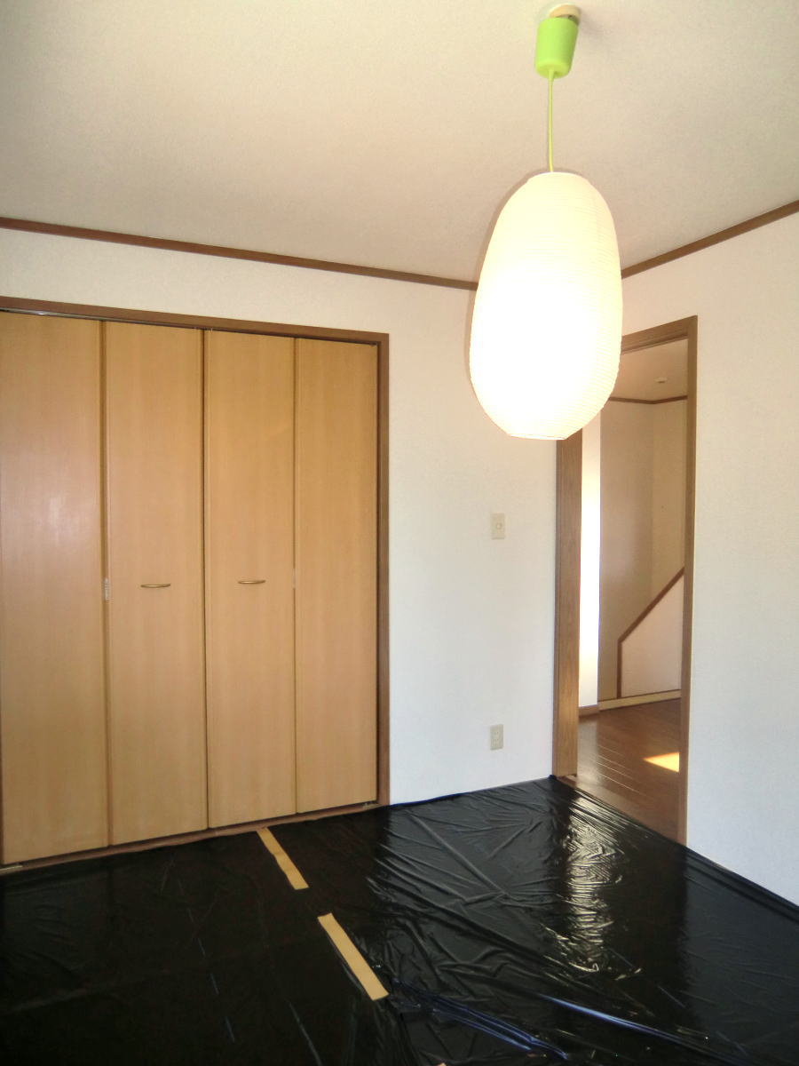 Living and room. Japanese-style room 6 tatami