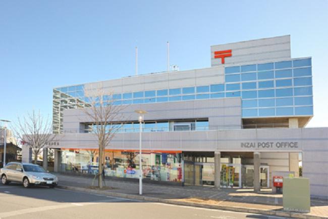 station. 630m express stop station to Chiba New Town center Quite attractive is an 8-minute walk from Chiba NT Central Station! From the station to the subdivision is safe because you walk the only road with a sidewalk.