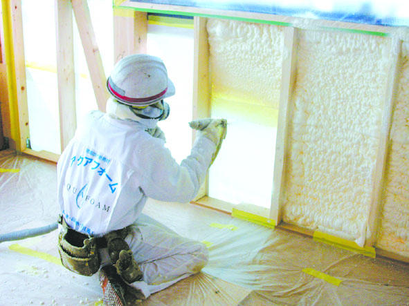 Construction ・ Construction method ・ specification. Airtight ・ High thermal insulation field spray urethane foam insulation material Aqua form standard specification