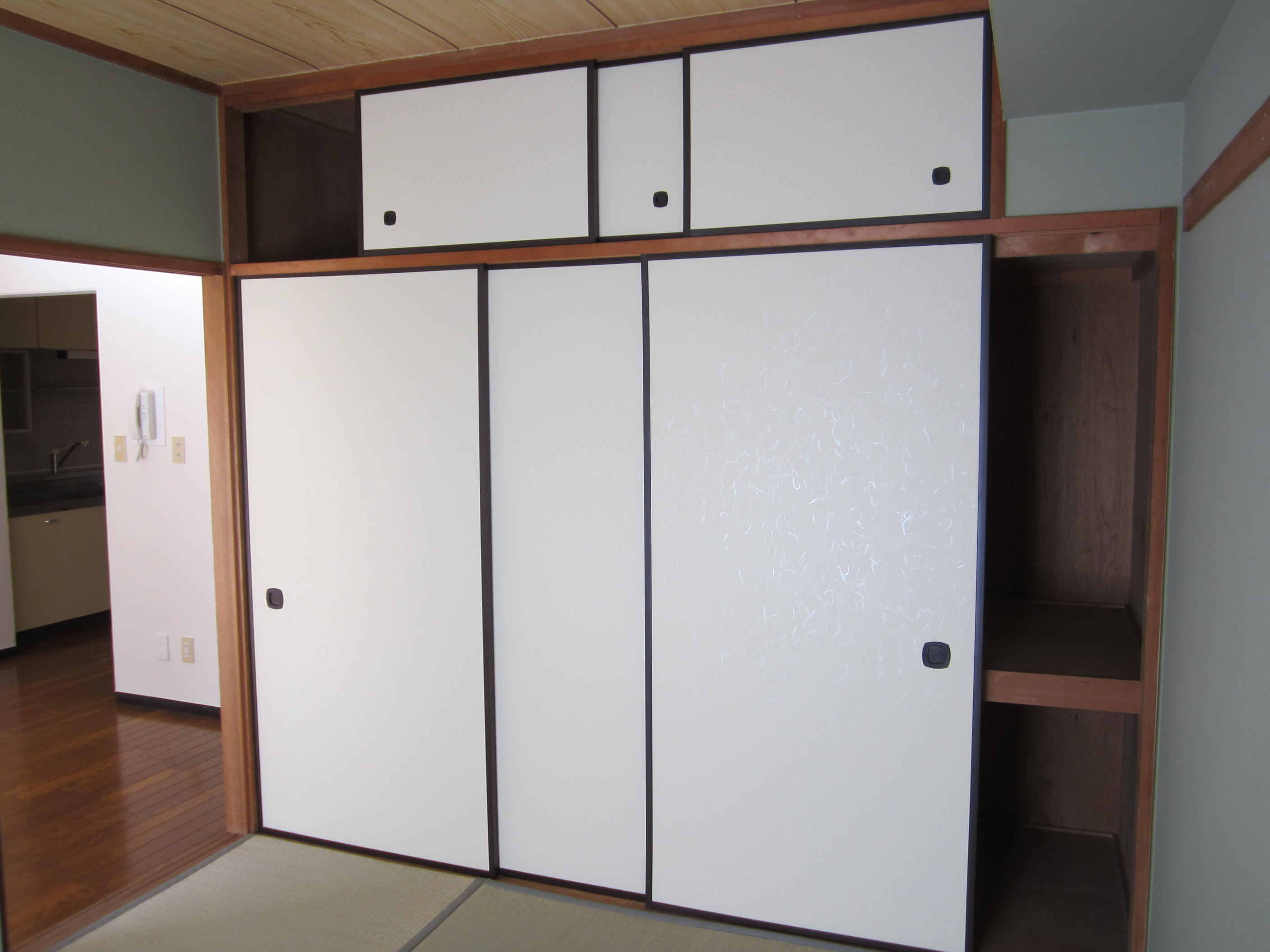 Other room space. There is also a upper closet, Also useful for storage