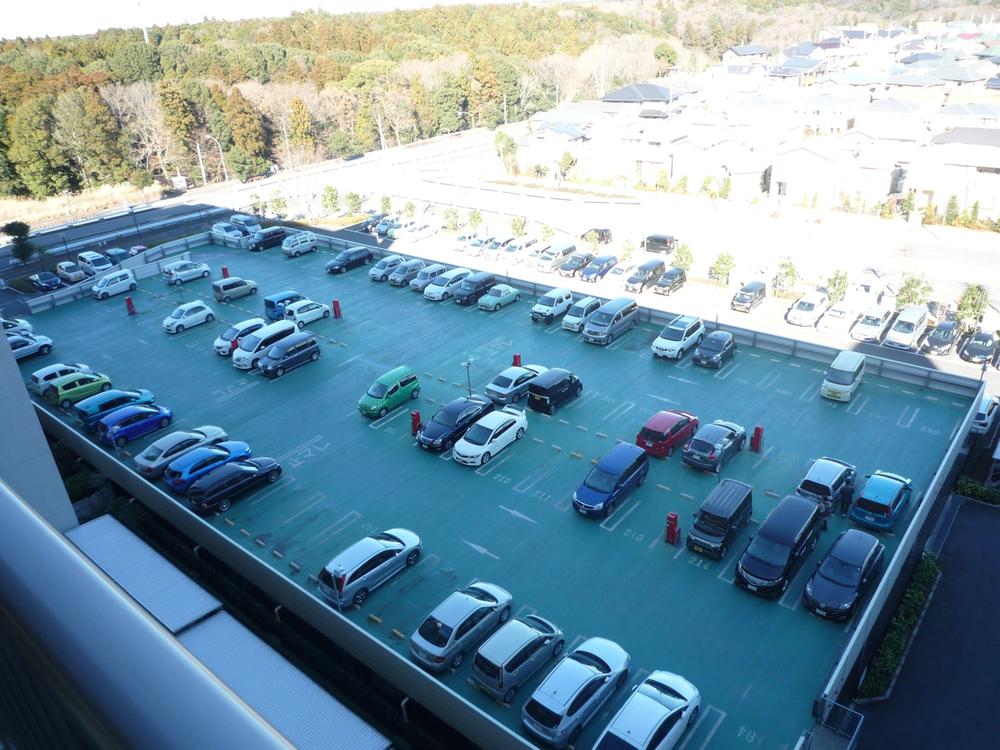 Parking lot. Flat parking 100% secure