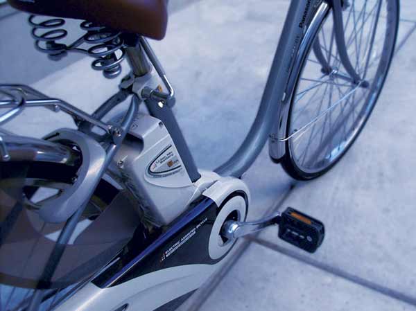 Common utility.  [Electric bicycle rental] Rent a bicycle with electric assist function that everyone of you live can be used a total of eight available. You can feel free to go out at any time. (Same specifications)