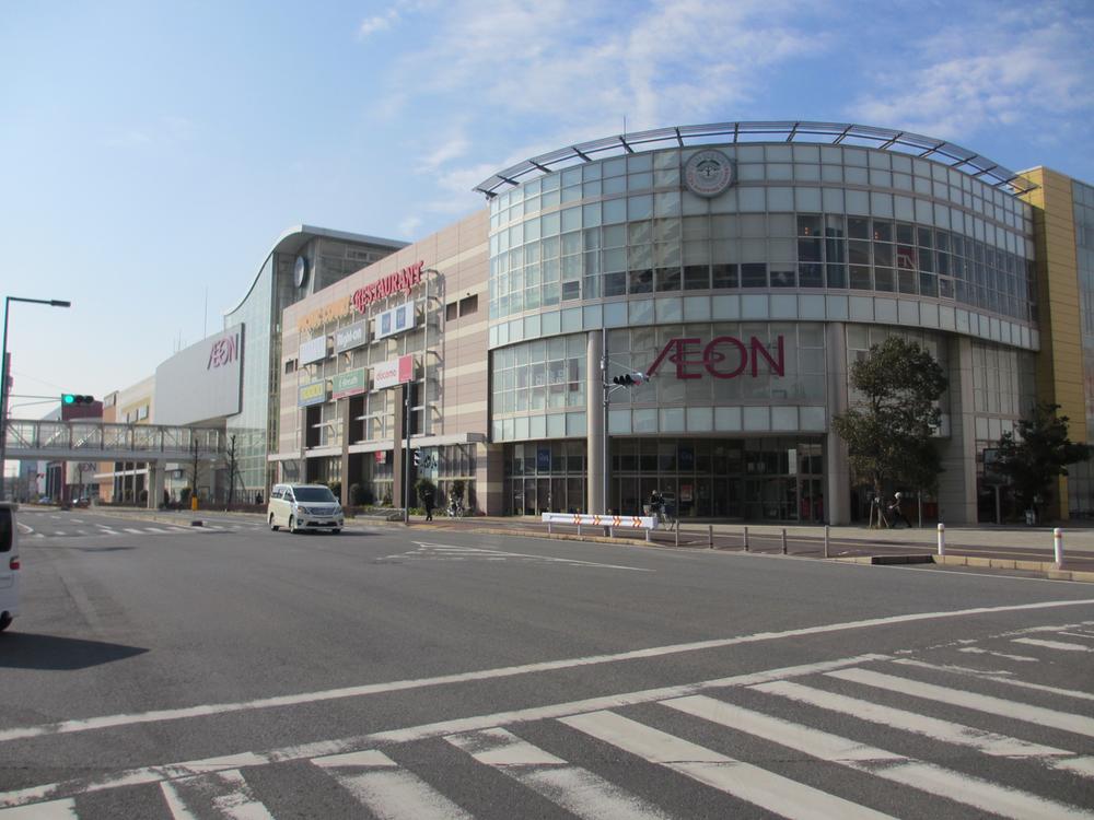 Shopping centre. 3997m to Aeon Mall Chiba NT