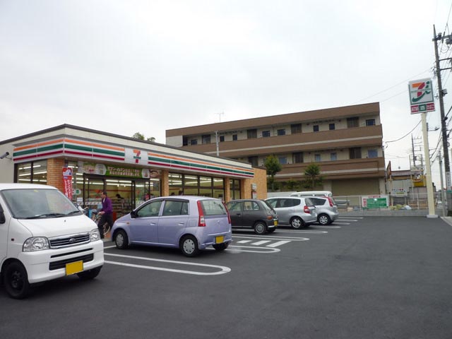 Convenience store. Seven-Eleven Minamikamagaya 3-chome up (convenience store) 455m