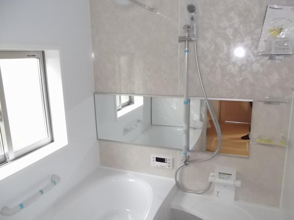 Bathroom. Indoor (10 May 2013) Shooting