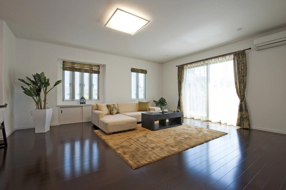 Sale already cityscape photo. Living room where the wall and floor of the color has given the match to a profound feeling ・ dining. From the stylish window, Light and wind crosses comfortably design. Families provide a comfortable space to gather with nature (sale Models House)