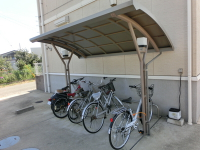 Security. Bicycle-parking space