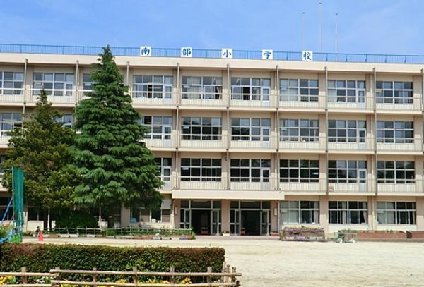 Junior high school. 1900m until the fourth junior high school