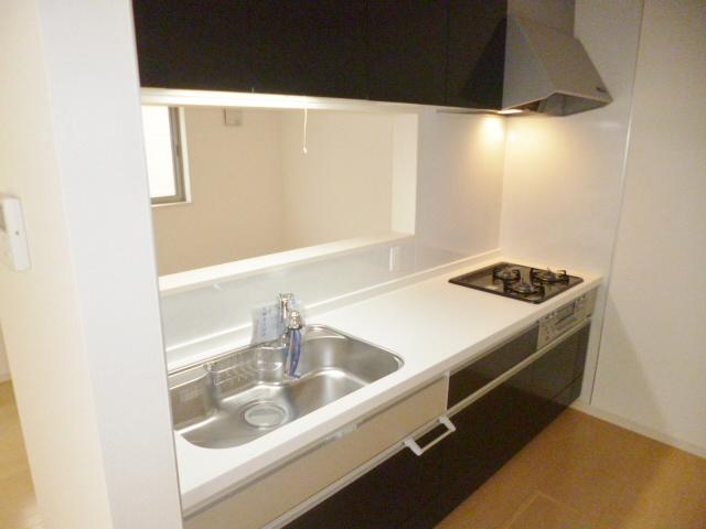Kitchen. System kitchen.