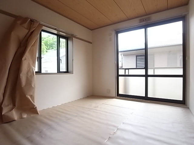 Other room space. Japanese-style room also with bay window.