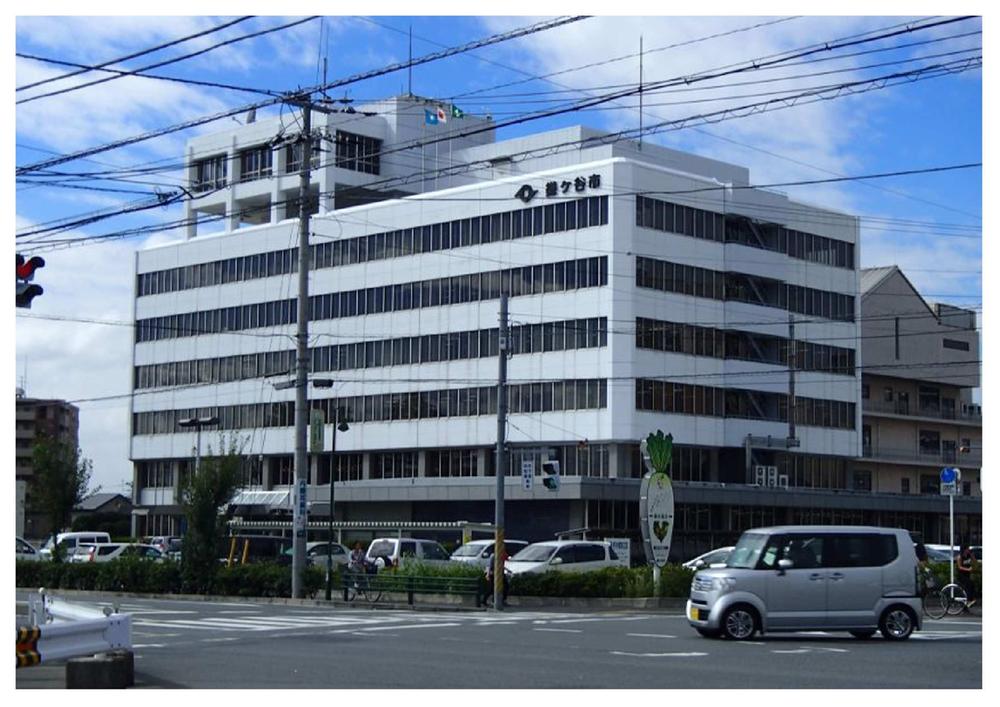 Government office. Kamagaya 1000m to city hall