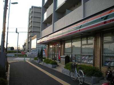 Convenience store. Seven-Eleven Kamagaya General Hospital before store up (convenience store) 533m