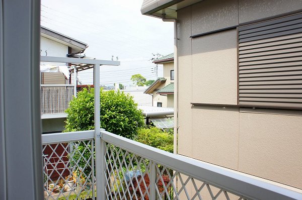 Balcony. Next door is close, but, Ventilation good