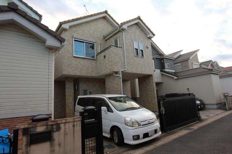 Local appearance photo. Exterior Photos 2013 November shooting
